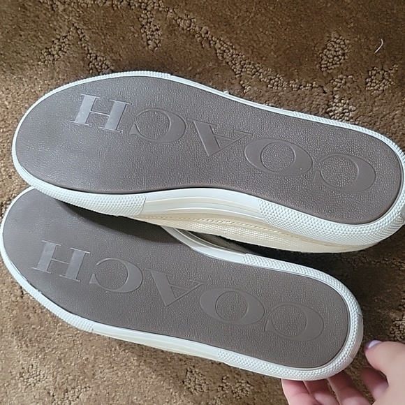 NWOT Coach Cream Canvas Sneakers in Size 7.5 - Picture 5 of 7